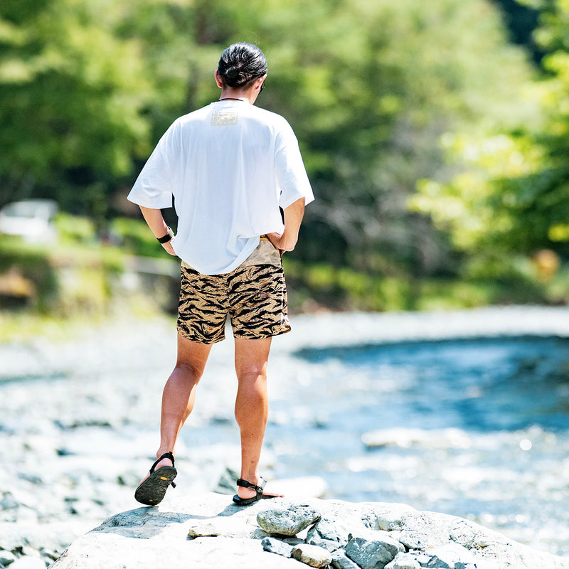 MMA I am Sauna Camo Logo Tee (White)