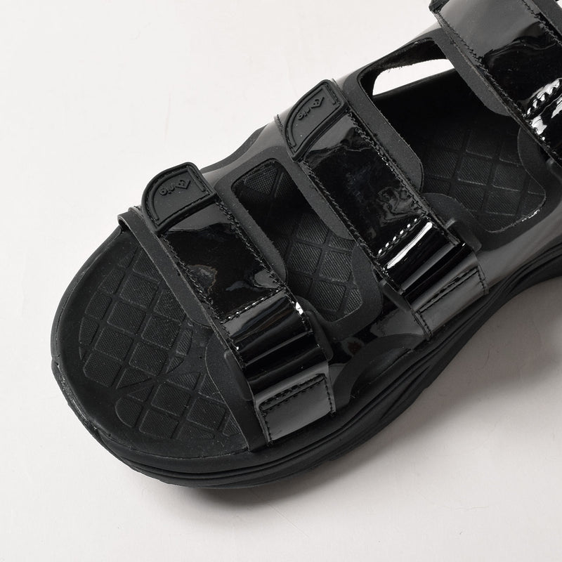 rig kuvaa MMA version (Black)